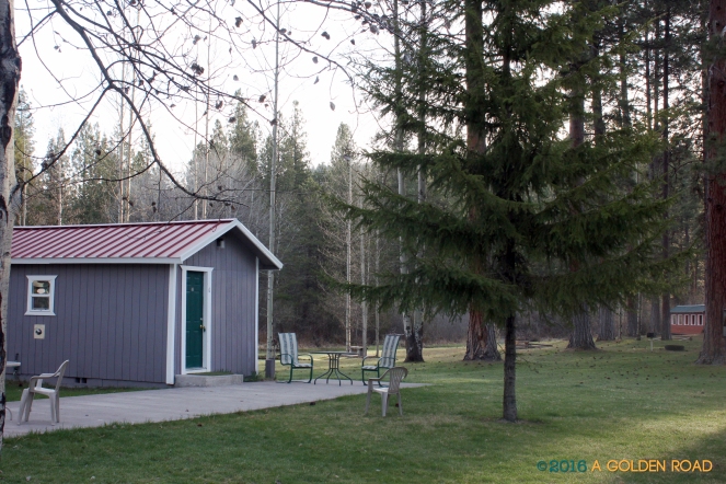 Our Little Cabin at Crater Lake Resort